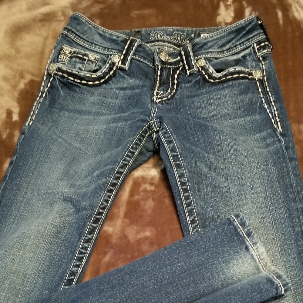 Miss Me Skinny Jeans size 26W/32L